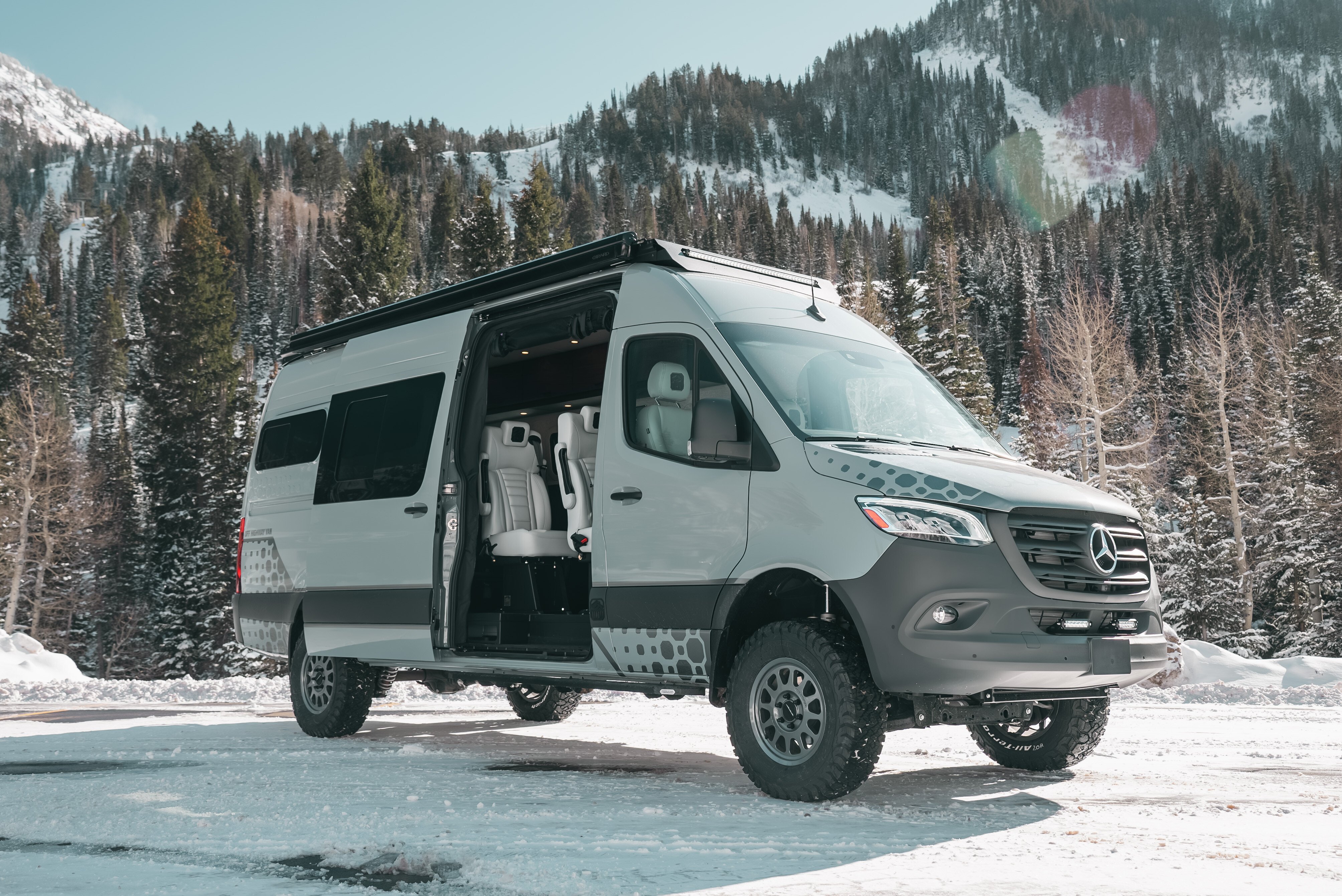 Doc Holliday 170 Pro-X Camper Van Exterior (12)